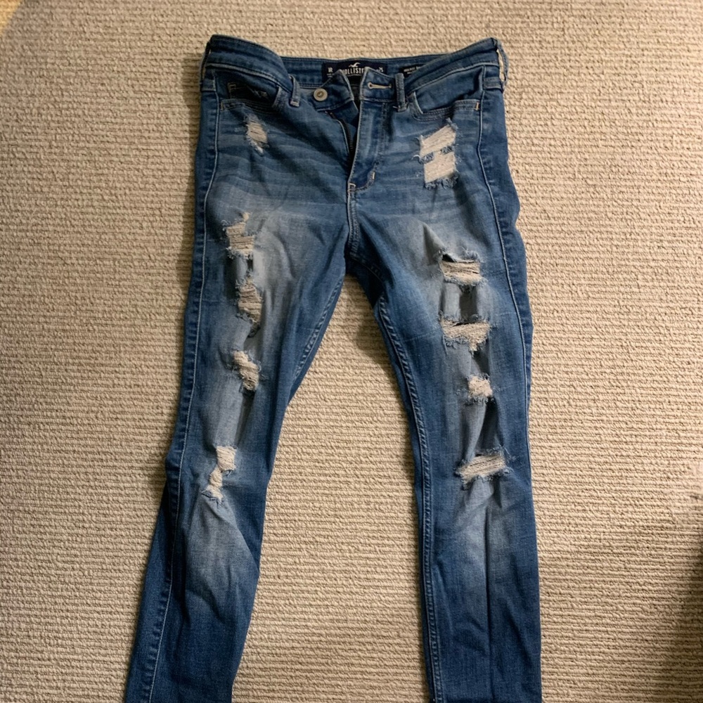 Hollister distressed jeans curvy fit
